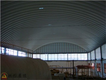 什么是無梁金屬拱形屋面？