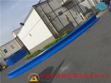 揚州晶澳太陽能過道拱形屋頂工程